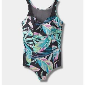 NWT Torrid Active Swim Women's One-Piece Mesh Swimsuit Bathing Suit Plus Size 2X